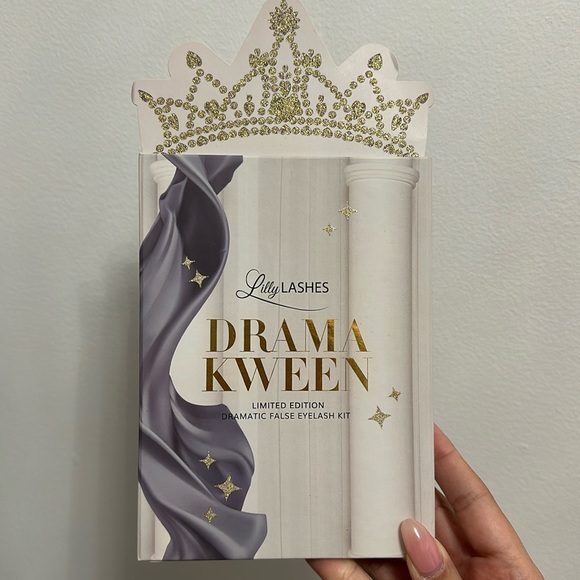 Lilly Lashes Drama Kween - Picture 8 of 11